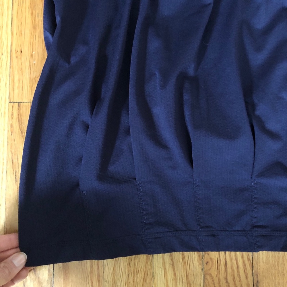 Lululemon Tank 💙 - Picture 8 of 8